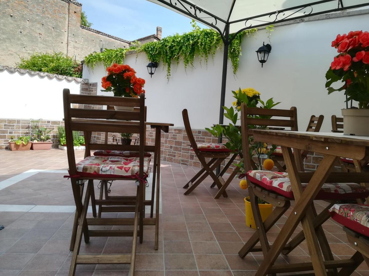 B&B La Terrazza Мантуя Екстер'єр фото